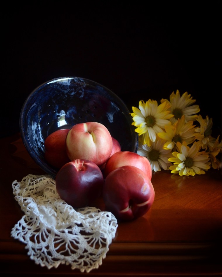 Still life with Peaches