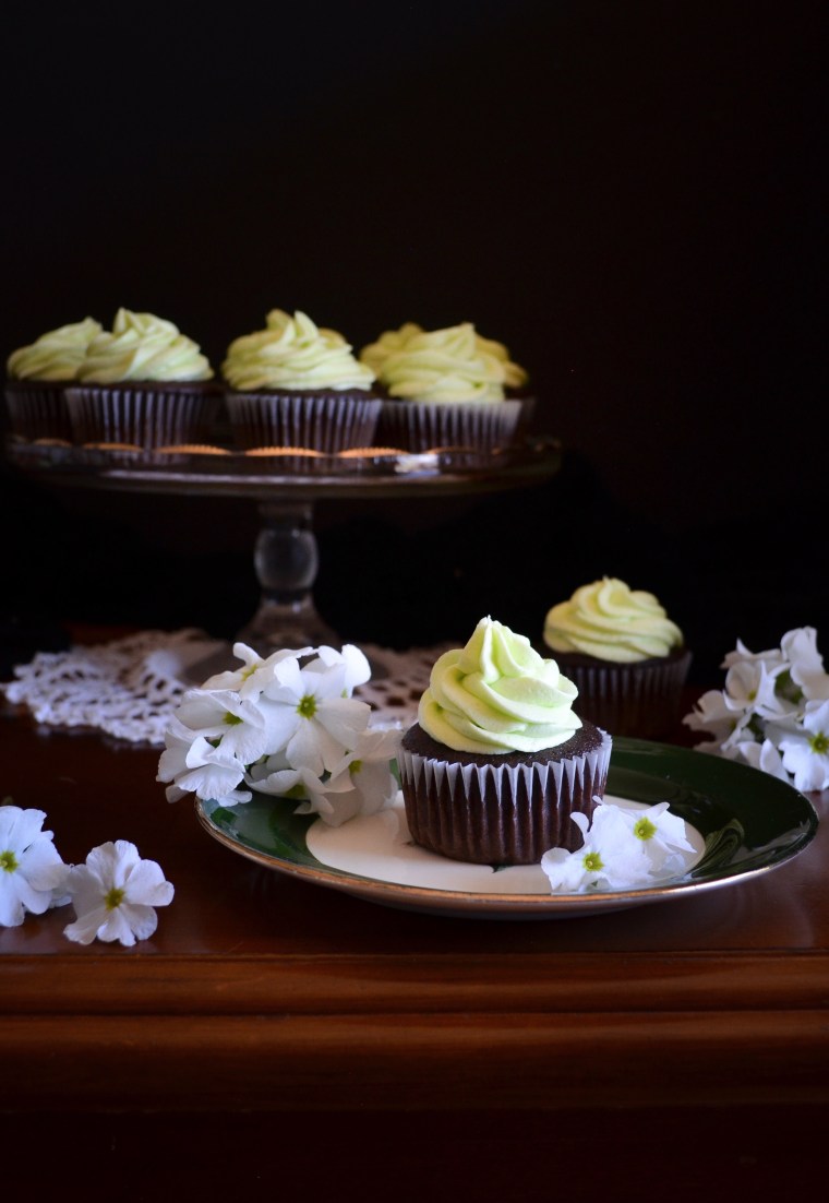Chocolate cupcakes mint icing