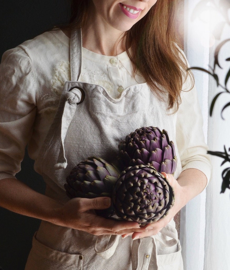 How to prepare artichokes.
